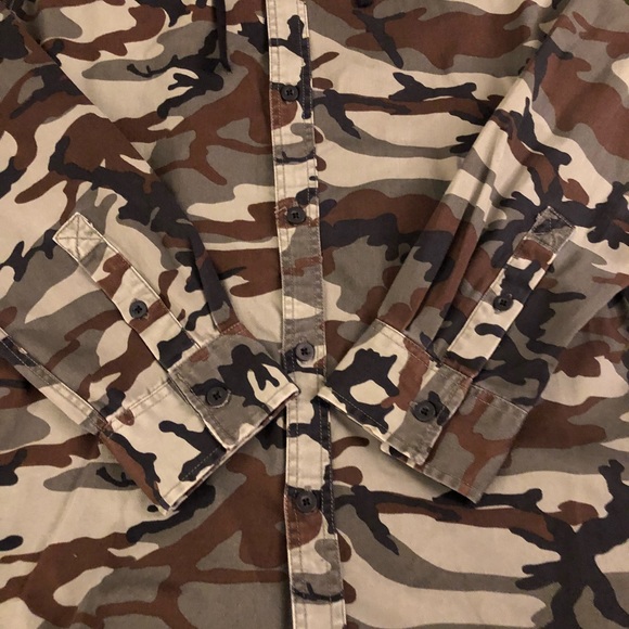 PACSUN Hooded Camo Long Sleeve Button Up Shirt - Picture 7 of 8